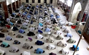 Bersiap New Normal, Begini Protokol Sholat Di Masjid Selama Pandemi Corona