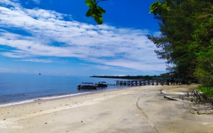 Viral Sosok 'Nabi Isa' Muncul di Atas Pantai Nabire Sampai Jadi Trending