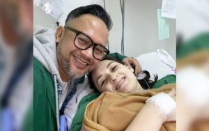 Mona Ratuliu dan Suami Ternyata Sering Berebut Tidur Bareng Si Kecil