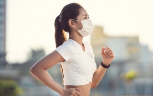 Olahraga Pakai Masker Di Tengah Pandemi Corona, Amankah?