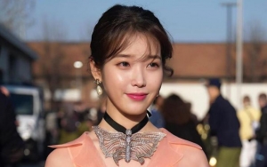 Baeksang Arts Awards 2020: Busana IU Dikomplain Karena Bagian Ini