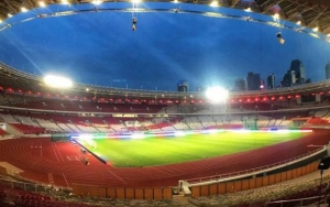 Warga DKI Antusias, Antrean Masuk GBK Mengular Saat PSBB Transisi