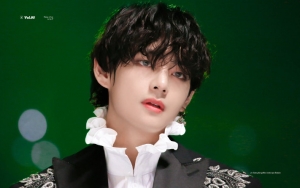 V BTS Dipuji Gunakan Bahasa Isyarat dalam Pidatonya untuk Angkatan 2020