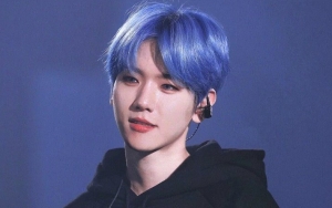Baekhyun Mohon Ini pada Fans Usai Tak Sengaja Tunjukkan Produk-Produk yang Dipakainya di Rumah