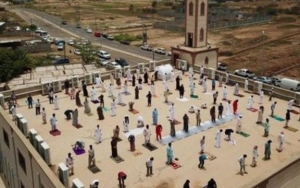 Pemerintah Arab Saudi Geram Jamaah Nekat Salat Jumat di Atap Masjid
