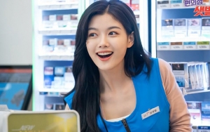 Kim Yoo Jung Ungkap Alasan Bintangi 'Backstreet Rookie', Akui Bekerja Keras Demi Karakternya