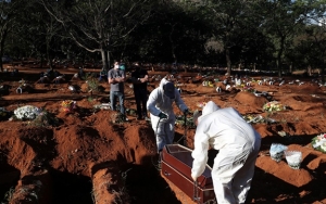 Brasil Dituding Manipulasi Angka Kematian COVID-19 Usai Berhenti Umumkan Jumlah Kasus