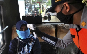 Tak Lagi Batasi 50 Persen Penumpang, Permenhub Dinilai Picu Gelombang Kedua COVID-19