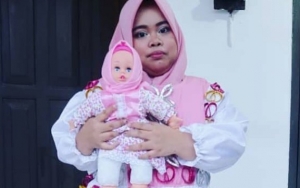 Rahmawati Kekeyi Senyum Sinis Sombongkan Gaji 100 Juta Sebulan, Mobil Mewah Curi Perhatian