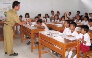 Ramai 'Curhatan' Guru Honorer Digaji Rp 200 Ribu Per Bulan, Ini Faktanya