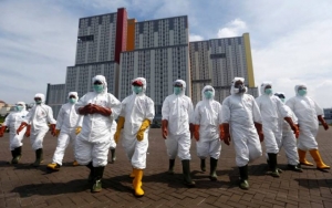 RI Posisi Buncit Negara Teraman Corona, Gugus Tugas 'Ngegas' Pertanyakan Ini