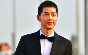 Song Joong Ki Ganteng dan Gagah di Video Rilisan Agensi, Beri Kode Soal Proyek Baru?