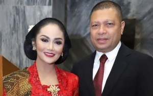 Krisdayanti Cuek 'Ditegur' MKD DPR, Raul Lemos Dihujat Jatuhkan Karir Istri Sendiri