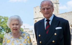 Foto Masa Muda Pangeran Philip Suami Ratu Elizabeth Bikin Kaget Saking Gantengnya