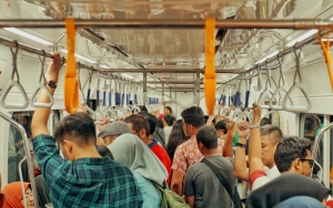 Terungkap Alasan Mulia Kendaraan Umum Boleh Tambah Kapasitas Saat Pandemi Corona