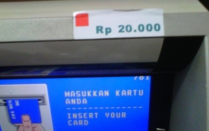 Viral Curhatan Mengenang Atm Pecahan Rp 20 Ribu Begini Kata Pihak Bank<script async src=
