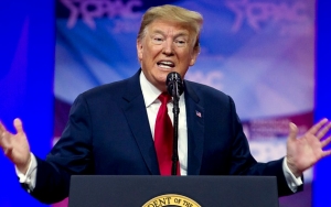 Trump Gelar Acara Kampanye, Peserta Dilarang Menuntut Jika Terinfeksi COVID-19