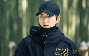 Lee Min Ho Rebahan Kelelahan Syuting 'The King: Eternal Monarch', Fans Auto Halu
