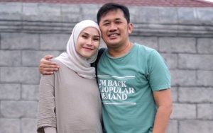 Hanung Bramantyo Pamer Wajah Anak Kelimanya, Zaskia Adya Mecca: Mirip Bapake Lagi