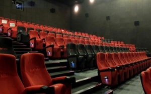 Surabaya Siap New Normal, Ini Protokol Nonton Bioskop Hingga Karaoke