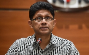 Eks Pimpinan KPK Bandingkan Tuntutan Penyiram Air Keras Novel Dengan Bahar bin Smith