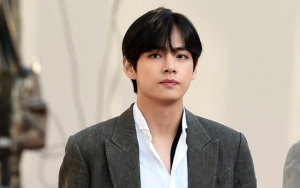 Foto Baru Bikin Speechless, Ketampanan V BTS Dibilang Makin Ngegas