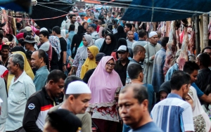 Cegah Corona, Begini Cara Unik Pasar Surabaya Saat Jalani Transaksi