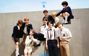 CRAVITY Siap Sambut Musim Panas Dengan Ceria Dalam Teaser MV 'Cloud 9'