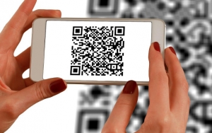 Kontrol Jumlah Pengunjung, Masuk Mal Harus Scan QR Code