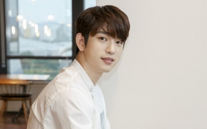 Jinyoung GOT7 Canggung Punya Julukan Senior Ganteng di 'When My Love Blooms'