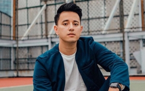 Mirip Jan Ethes, Billy Davidson Pamer Foto Masa Kecil Lucu Gaya Rambut Mangkuk