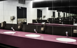 Terpaksa Menggunakan Toilet Umum Saat New Normal? Ikuti 7 Tips Ini Agar Terhindar dari Virus Corona