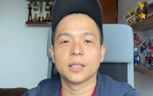 Ernest Prakasa Umumkan Pamit dari Dunia Film, Ada Apa?