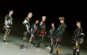 WayV Kejutkan Fans Bawakan 'Turn Back Time' Versi Korea Lewat MV Karismatik