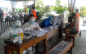 Pemprov Bali Hentikan Rapid Test Gratis di Pelabuhan, Picu Kemarahan Ratusan Sopir Truk