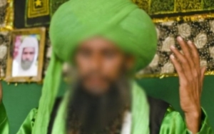 Sesumbar Bisa Sembuhkan COVID-19 dengan Ciuman, Dukun di India Malah Meninggal Gegara Corona 