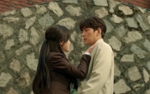 Ciuman Ji Chang Wook dan Kim Yoo Jung di Episode Perdana 'Backstreet Rookie' Diprotes Keras