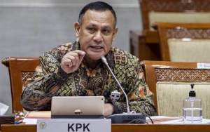Diduga Abaikan Protokol COVID-19 Saat Temui Anak-Anak, Ketua KPK Firli Diadukan ke Dewan Pengawas