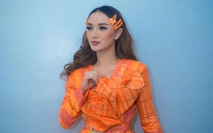 Zaskia Gotik Asyik Liburan Bareng Suami dan Keluarga, Perut Mulai Buncit Curi Perhatian