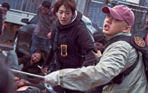 '#ALIVE' Park Shin Hye Cetak Rekor Film dengan Penonton Terbanyak Hari Pertama Sejak Pandemi Corona