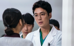 Jung Kyung Ho Bahas Obsesi Bintangi Proyek Hits, Ini Rahasia Akting Apik di 'Hospital Playlist'