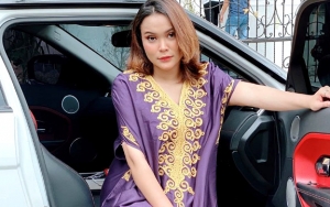 Pertama Kali ke Pasar Tradisional, Dinda Safay Nyesel Pakai Baju Bagus: Sebau itu!