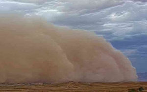 AS Diterjang Badai Sahara Terburuk Sejak 50 Tahun Terakhir, Kondisi Pasien COVID-19 Ikut Terdampak