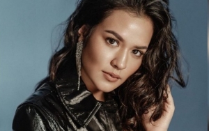 Raisa Dihina Mirip Penyihir Gara-Gara Sepatu High Heels
