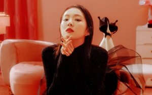 Sub-Unit Red Velvet Bagikan Video, Irene Seksi Umbar Punggung Telanjang di Foto-Foto Teaser