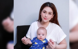 Celine Evangelista Pamer Momen Putra Bule Jadi 'Mainan' Di Keranjang Gosokan, Sukses Bikin Gemas!