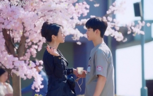 Kim Soo Hyun Tidur Bareng Seo Ye Ji di Cuplikan Episode Mendatang 'It's Okay to Not Be Okay'