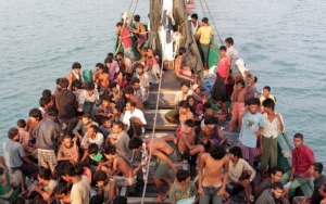 Cerita Miris Pengungsi Rohingya Sebelum Diselamatkan Warga Aceh: Minum Air Urine Demi Tetap Hidup