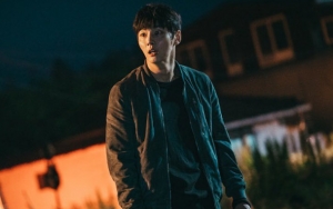 Perankan Dua Karakter Berbeda, Kemampuan Akting Yoon Shi Yoon Bikin Kagum Staf 'Train'