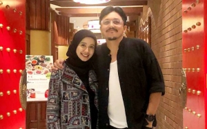 Emran Senyum Usai Laudya Cynthia Bella Koar-Koar Cerai, Candaan 'Idiot' Disorot